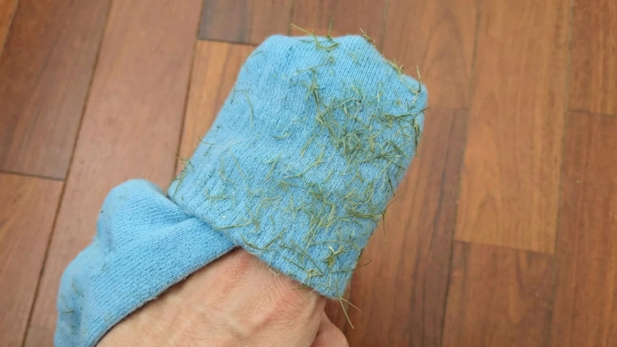 GKソックスの裏側にびっしりついている人工芝